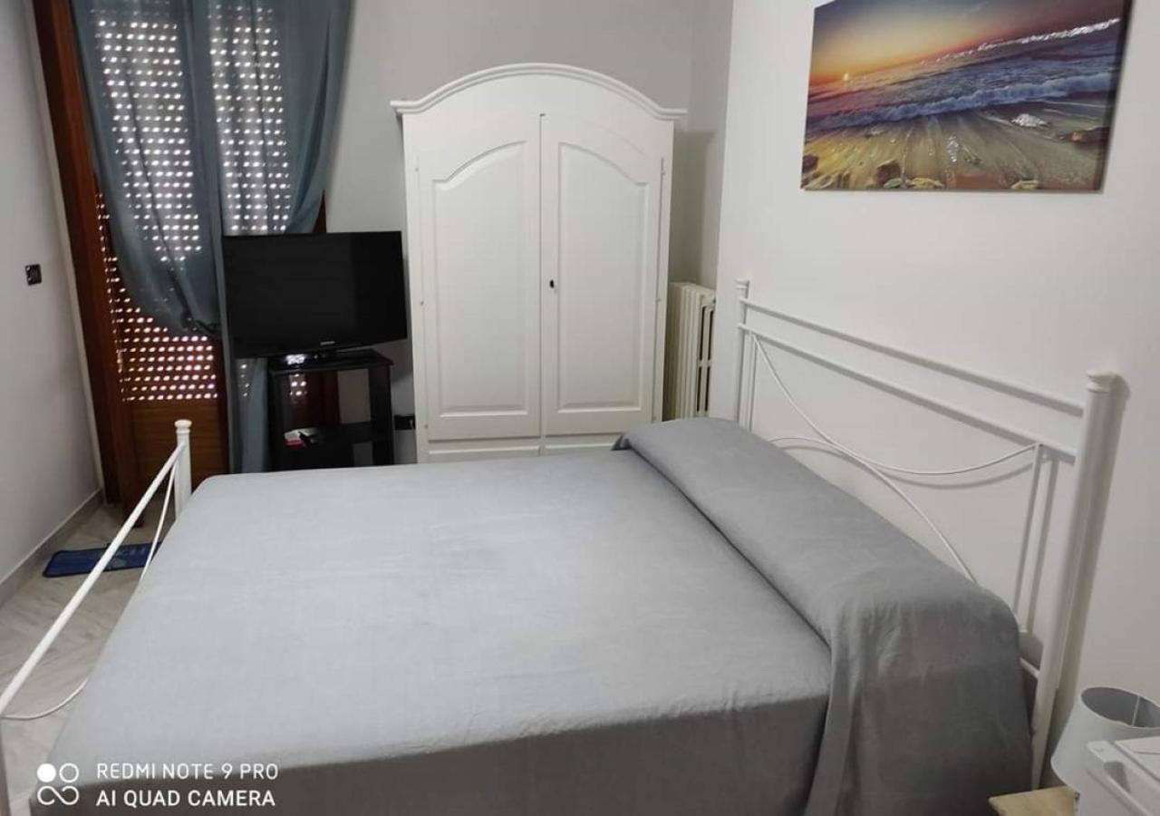 B&B Annunziata Μπρίντιζι Δωμάτιο φωτογραφία